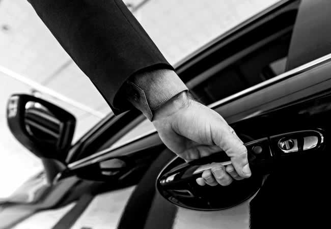 larnaca airport taxi — Complete Guide to Transfers, Fares and Tips